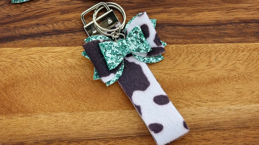 Cow Print & Green Glitter Keychain – Handmade Western-Inspired Accessory